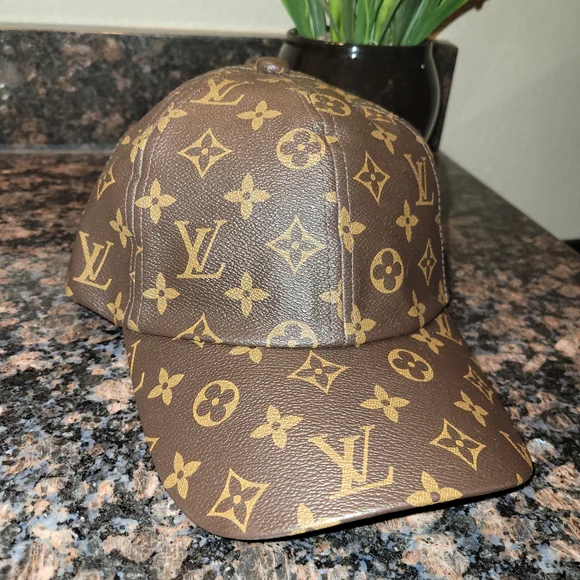 Louis Vuitton Cap Cap Brown d24e34f2_530x@2x.jpg?v=1722290324 main image 3
